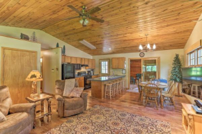 Family Cabin with Hot Tub and Patio - 9 Mi to Deadwood Lead